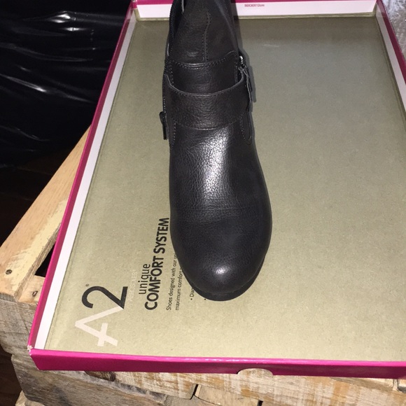 Small - Picture 4 of 5